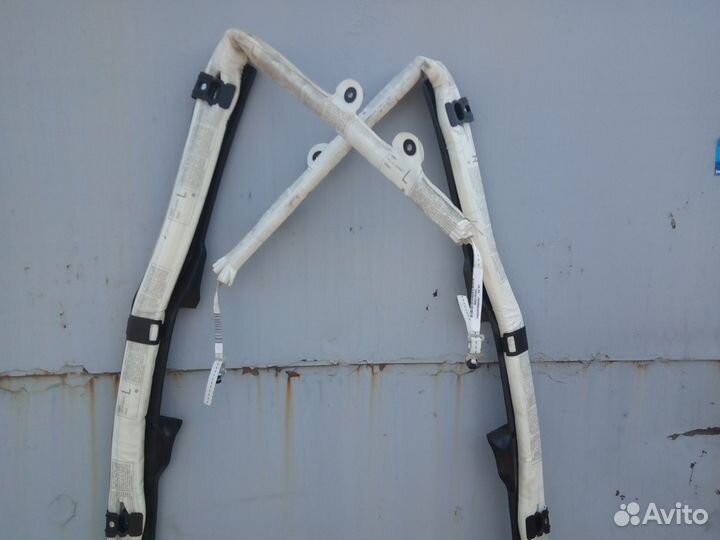 Шторка безопасности Volkswagen Jetta 5