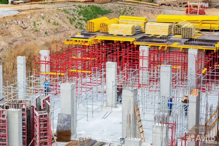 Разнорабочий на монолит