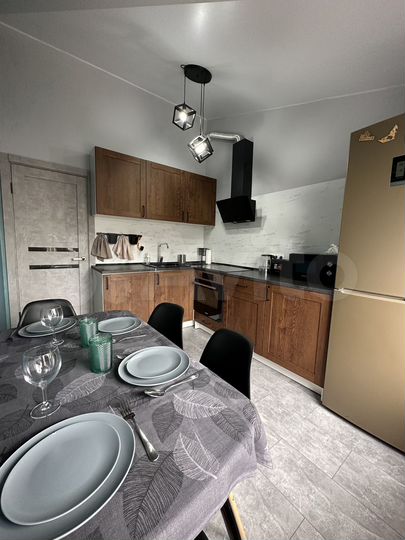 2-к. квартира, 52 м², 5/5 эт.