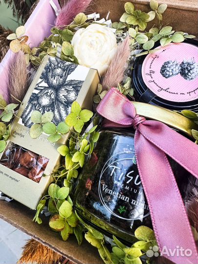 Подарочный набор для девушки