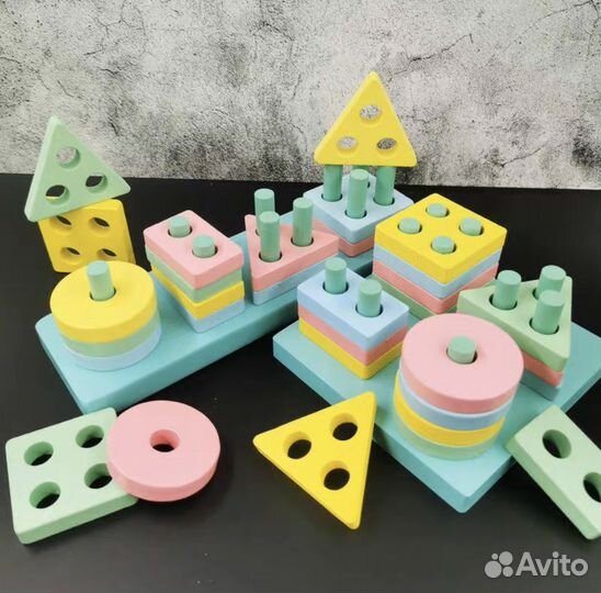 Развивающие игрушки для малышей сортер