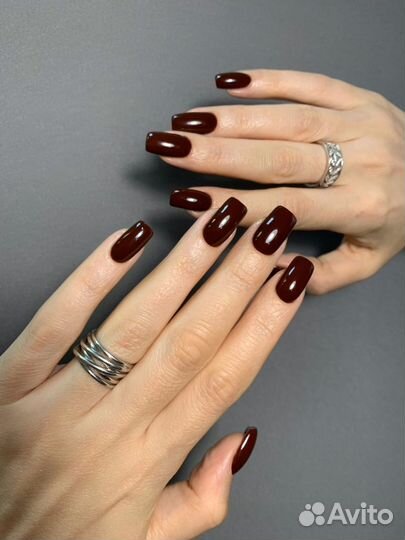 Маникюр и педикюр