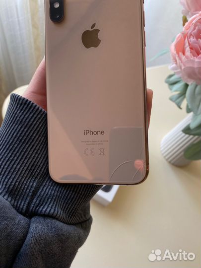 iPhone Xs, 64 ГБ