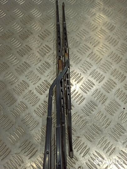 Поводок дворника передний Daewoo Gentra седан 1.5