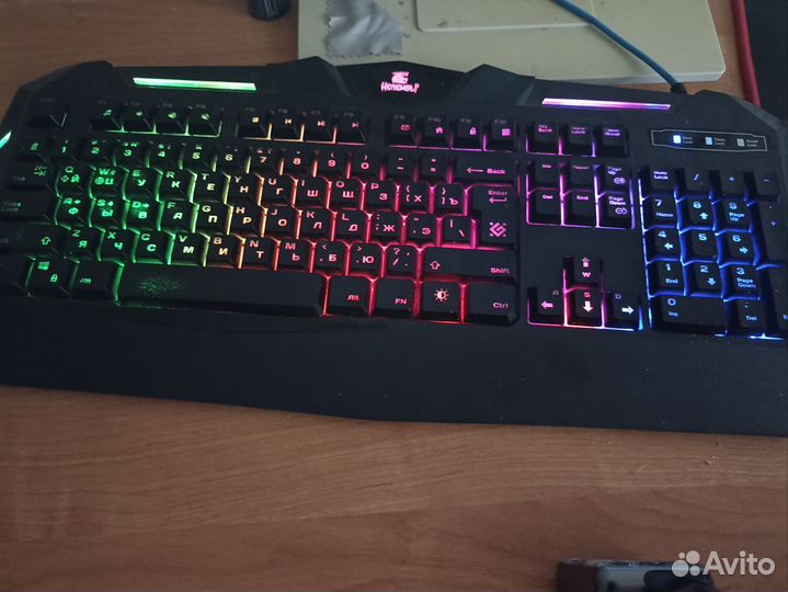 Клавиатура с подсветкой