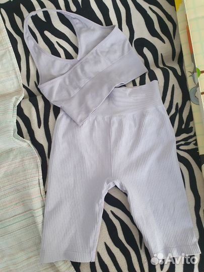 Костюм для спорта