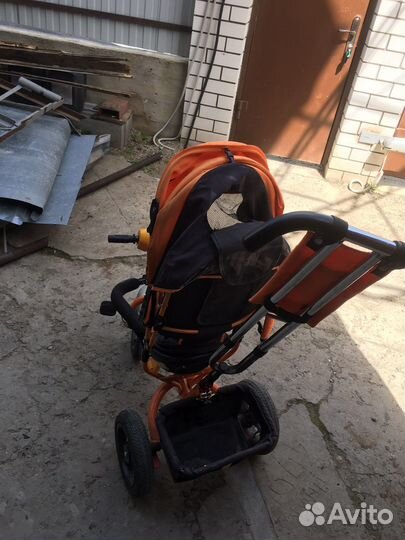 Детский велосипед с ручкой lamborghini