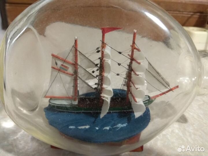 Сувенир. Корабль в бутылке