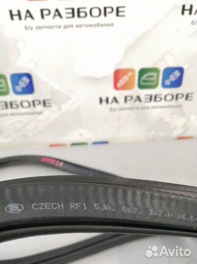 Уплотнительная резинка дверного проема задняя
