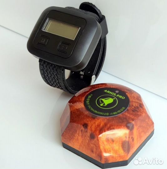 Кноппка вызова официанта цвет Магахон и часы