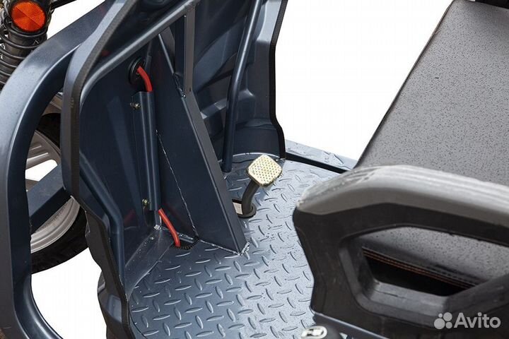 Грузовой электротрицикл Rutrike Титан Next 2000