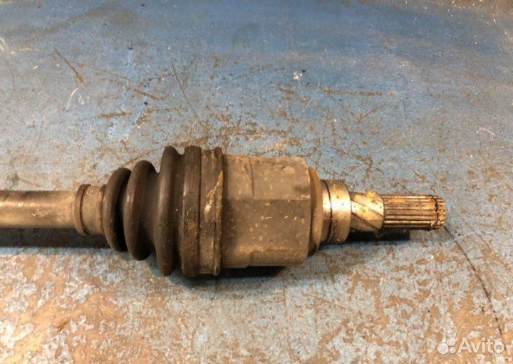 Привод задний Nissan Teana J32