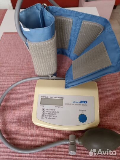 Тонометр AND UA-702 полуавтоматический