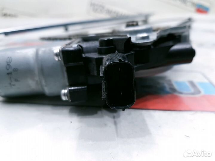 Стеклоподъемник двери передней левой Honda Cr-V