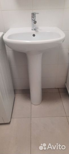 Раковина в ванную бу