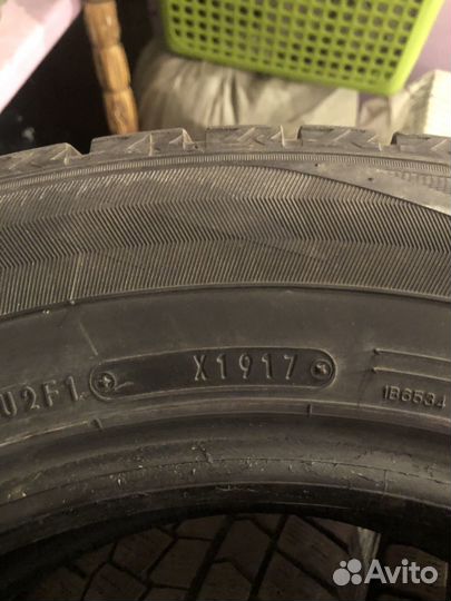 Dunlop Winter Maxx 215/60 R16