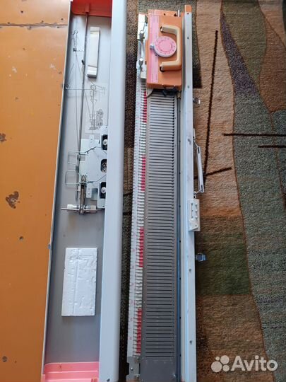 Вязальная машина 3 класса Silver reed SK 151