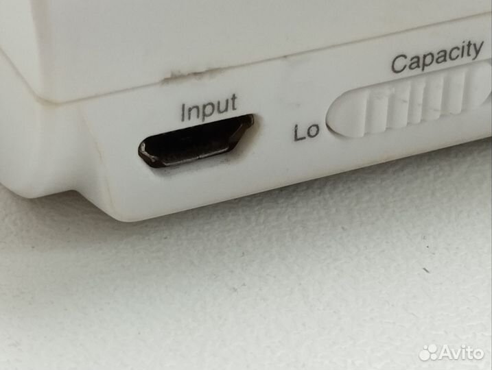 Зapядное устройство GP Pоwerваnk U811