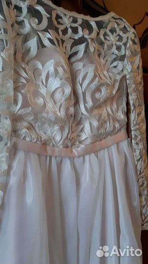 Свадебное платье