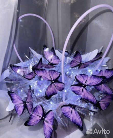 Светильник из бабочек