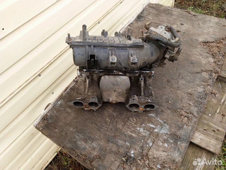 Впускной коллектор ваз 2110,2114