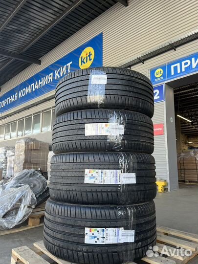 Michelin Pilot Sport 4 SUV 285/45 R22 и 325/40 R22 114Y