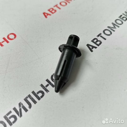 Клипса suzuki escudo KJ-2313 S05601113