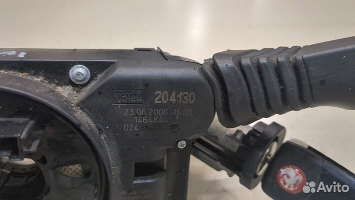 Переключатель поворотов и дворников Opel Astra H