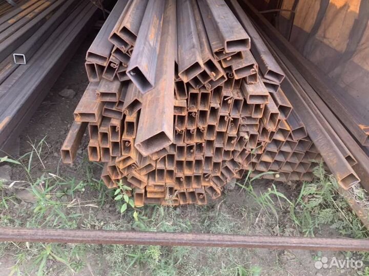 Профильная труба, арматура