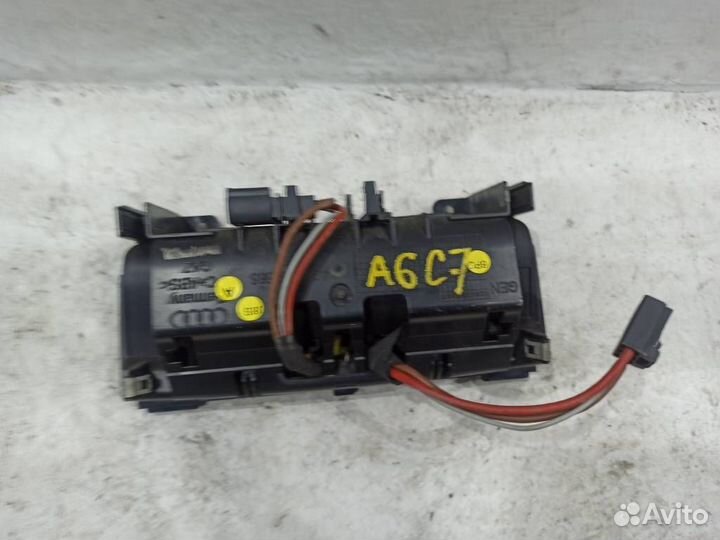 Розетка салона 4G09195656PS Ауди