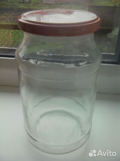 Банка стеклянная 0,9 л винтовая с крышкой