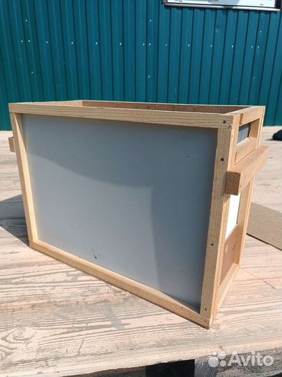 Ящик для пчел