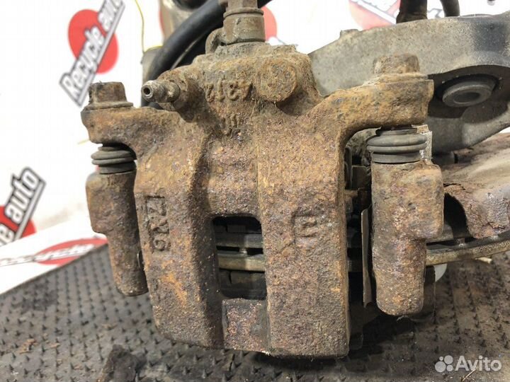 Ступица nissan skyline NV36 VQ25 R R 2007 Зад / За