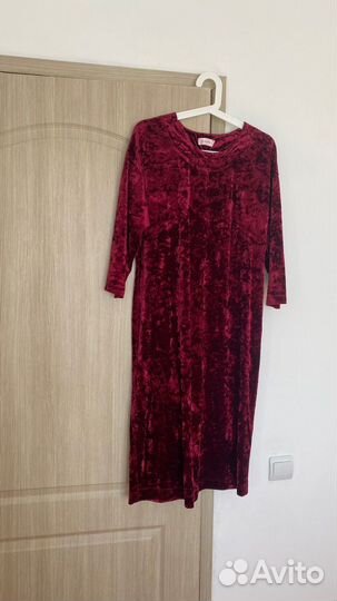 Платье велюровое