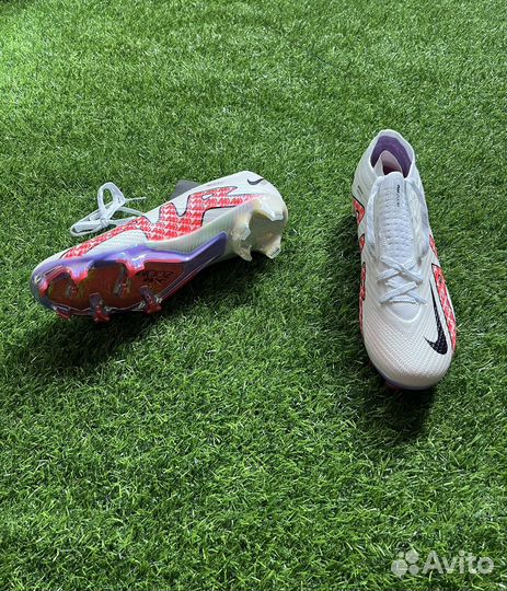 Бутсы. Бутсы Nike