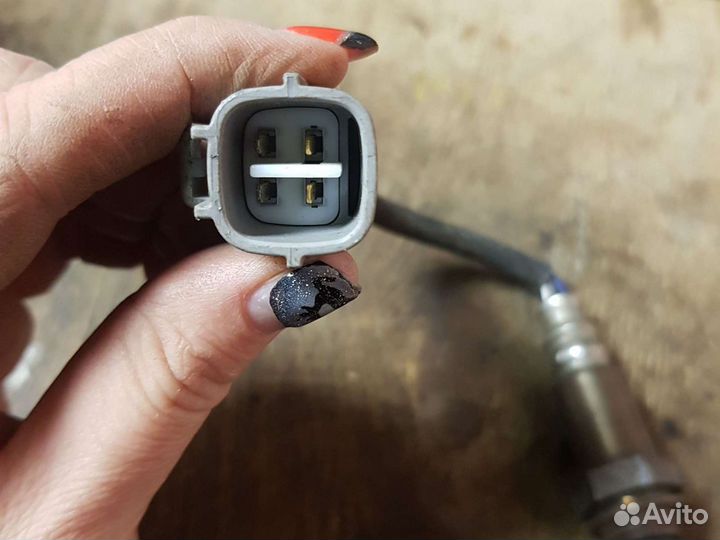 Датчик кислородный Toyota 89465-63030