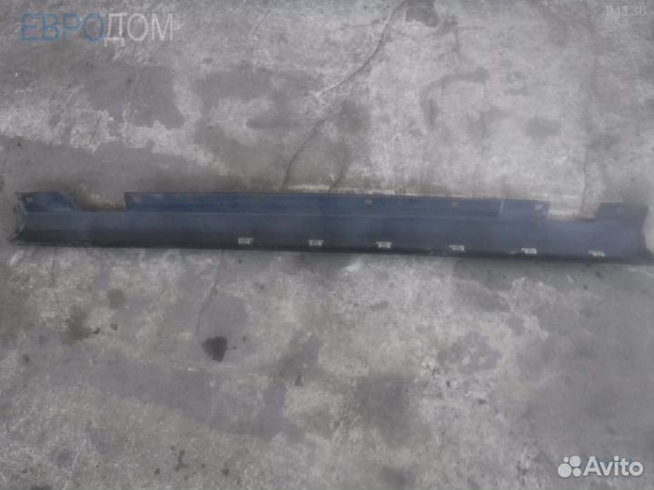 Порог пластиковый левый mercedes W204 s1106184