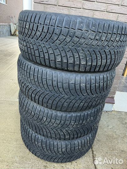 Michelin Latitude X-Ice North 285/60 R18