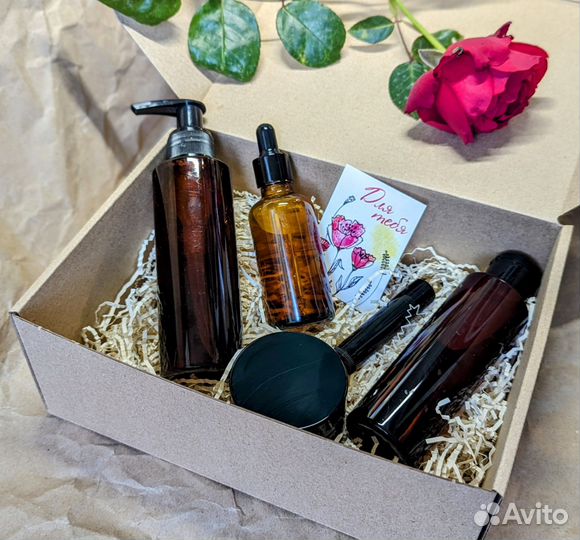 Подарок девушке, набор натуральной косметики