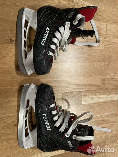 Хоккейные коньки