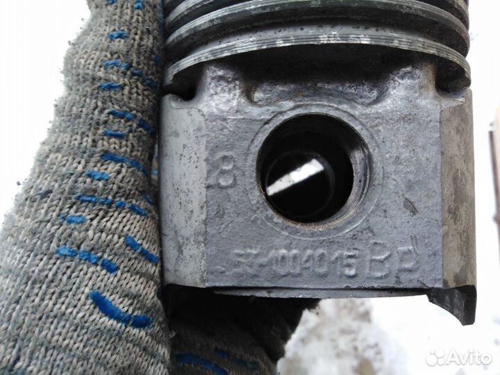 Новые Поршня 92.0 мм с Кольцами,Газ-53 СССР