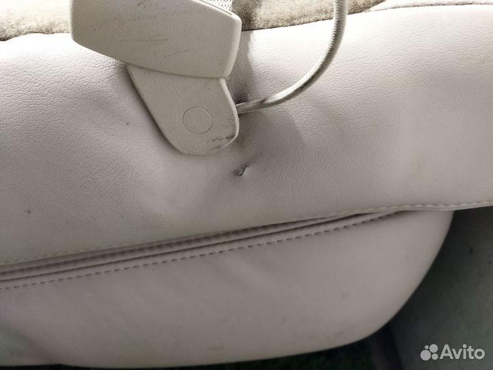 Третий ряд сидений Cadillac Escalade GMT800