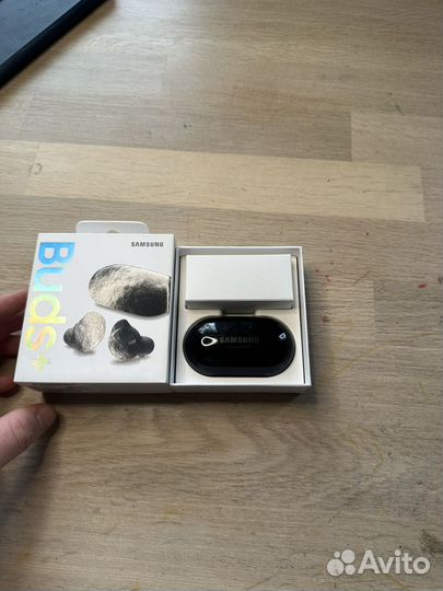 Беспроводные наушники galaxy buds +
