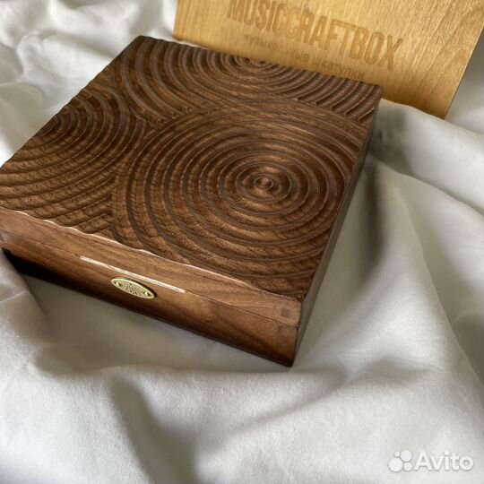 Музыкальная шкатулка 