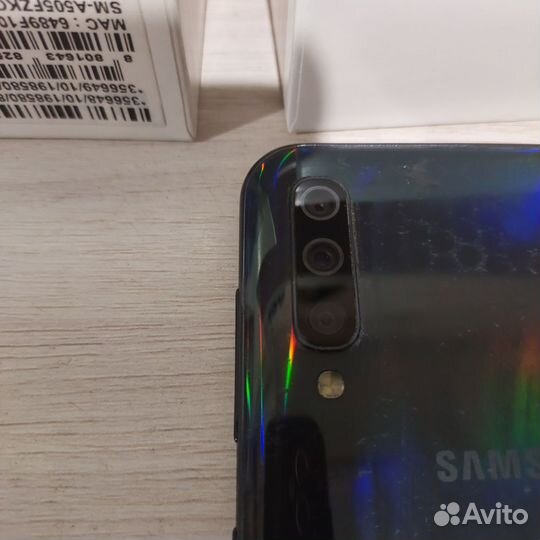 Samsung Galaxy A50, 6/128 ГБ