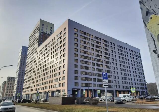Продаю трехкомнатную квартиру 74.9м² Москва, НАО (Новомосковский), Филатов Луг ж