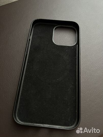 Кожаный чехол на iPhone 13 pro max