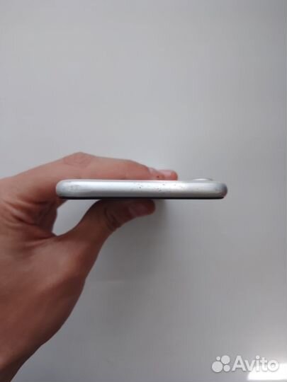 iPhone 7, 32 ГБ