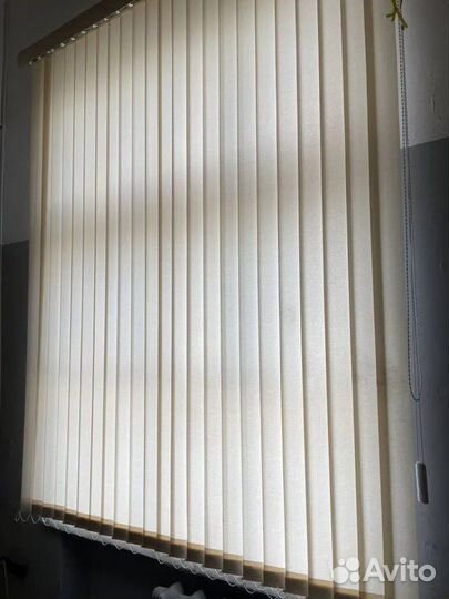 Жалюзи б/у вертикальные 230*180