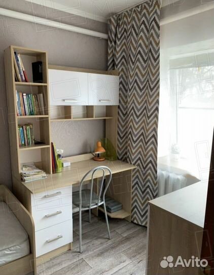 Стол (3 цвета) - в наличии